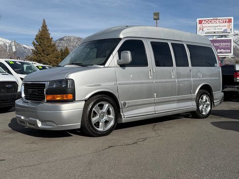 Used 2013 GMC Savana 1500 image 68