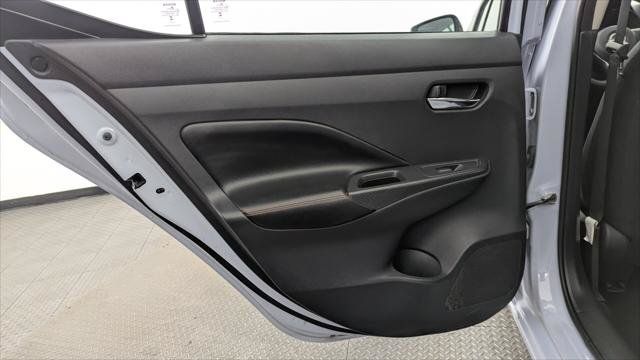 Used 2024 Nissan Versa SR FWD image 16