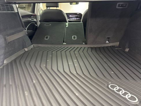 Certified 2025 Audi Q5 Premium Plus w/ Premium Plus AWD/4WD image 15