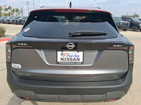 New 2026 Nissan Kicks SV image 5