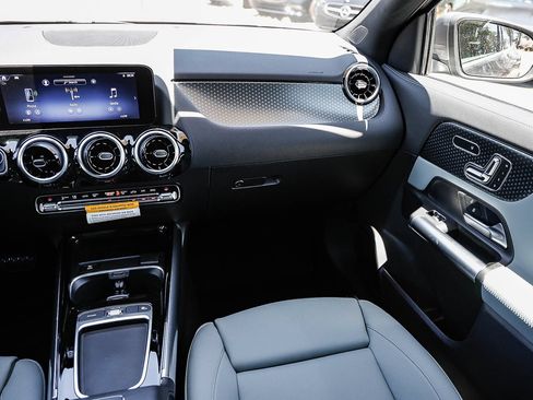 New 2026 Mercedes-Benz GLA 250 image 15