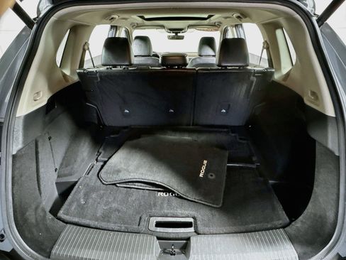 Used 2023 Nissan Rogue Platinum w/ Platinum Premium Package AWD/4WD image 24