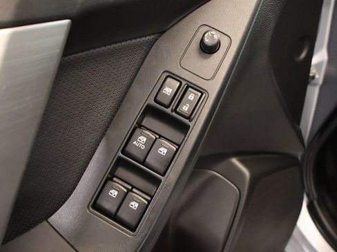 Used 2014 Subaru Forester 2.0XT Premium image 10