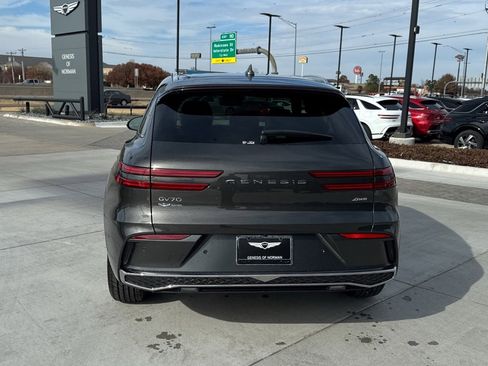 New 2026 Genesis GV70 2.5T Advanced image 23