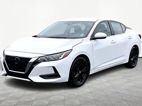 Used 2023 Nissan Sentra SV image 3