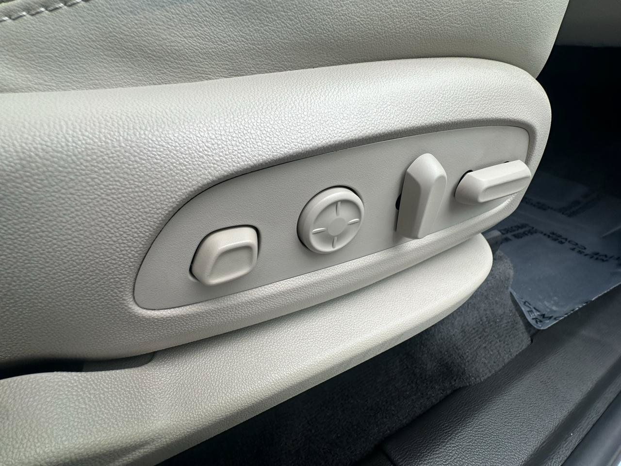 Used 2021 Buick Enclave Premium w/ Sun and Sites Package FWD image 60