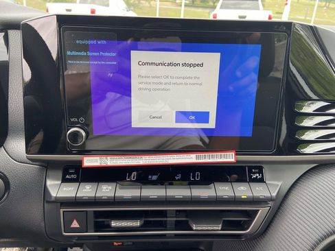 New 2026 Toyota Camry SE FWD image 18