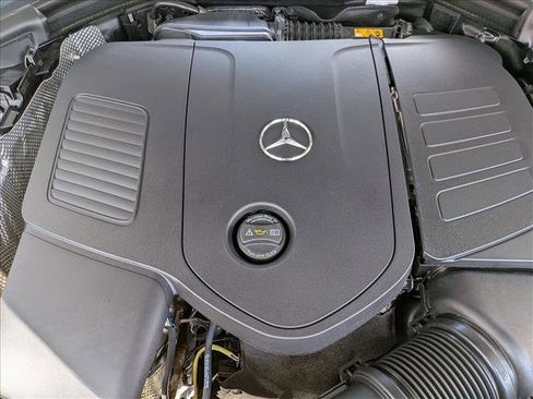 Certified 2026 Mercedes-Benz GLC 300 image 21