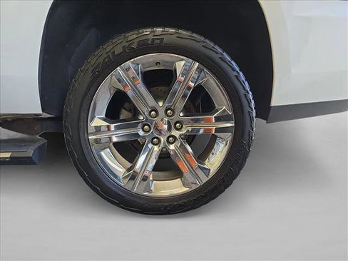 Used 2016 GMC Yukon Denali w/ Open Road Package AWD/4WD image 26