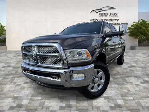 Used 2016 RAM 2500 Laramie w/ Convenience Group AWD/4WD image 3