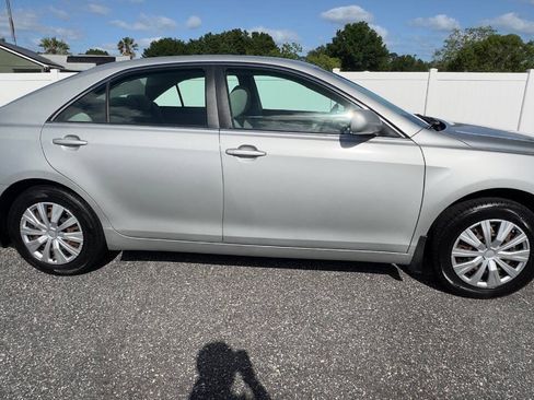 Used 2008 Toyota Camry LE FWD image 4