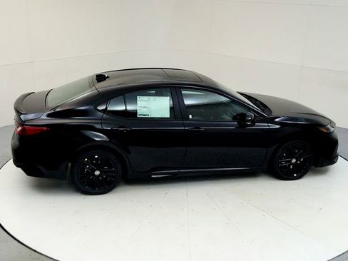 New 2026 Toyota Camry SE AWD/4WD image 14