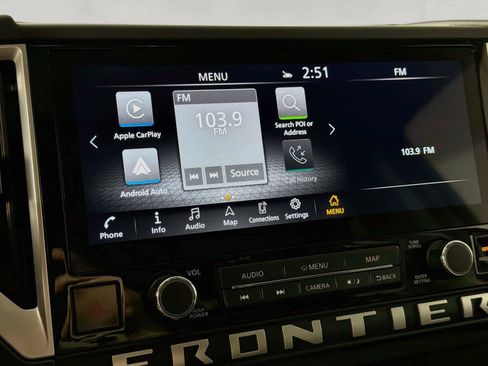 Used 2025 Nissan Frontier SL AWD/4WD image 19