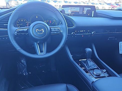 New 2026 MAZDA MAZDA3 Hatchback w/Premium Plus Pkg AWD/4WD image 8