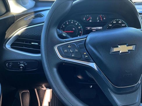 Used 2024 Chevrolet Malibu LT image 13