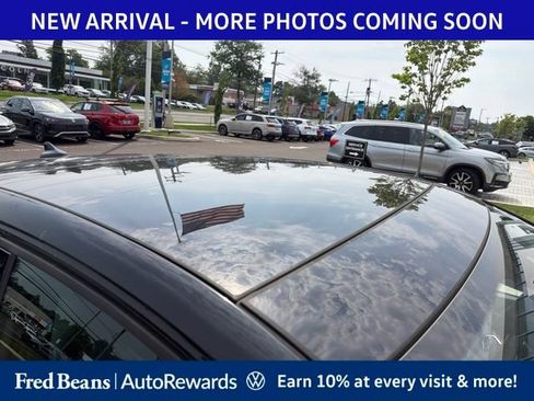 Used 2024 Volkswagen GTI SE w/ SE Leather Seats Package FWD image 8