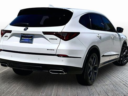 Used 2023 Acura MDX A-Spec image 9