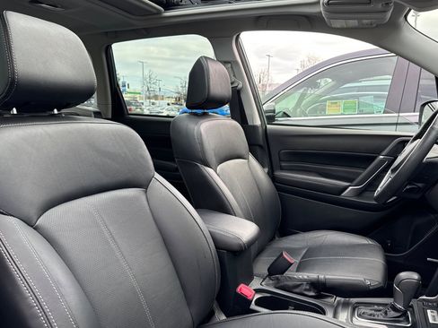 Used 2018 Subaru Forester 2.5i Touring w/ Popular Package #2 image 32