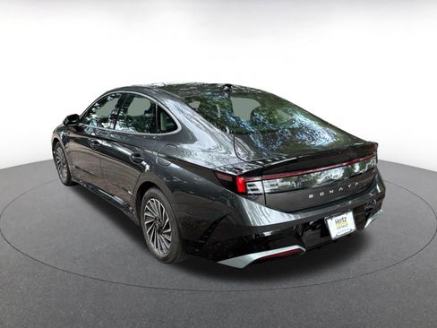 Used 2025 Hyundai Sonata SEL FWD image 5