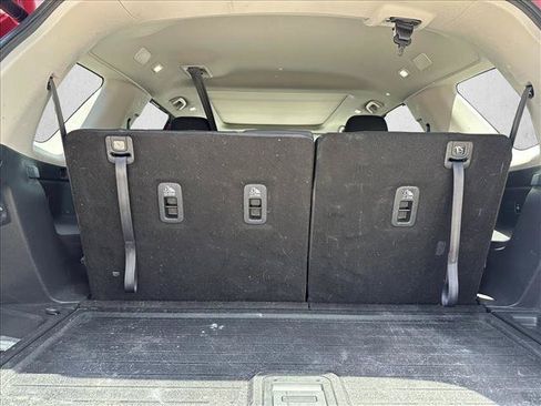 Certified 2023 Honda Pilot Touring image 17