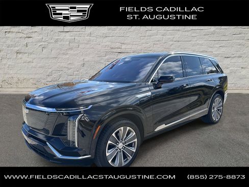 Used 2026 Cadillac Vistiq Luxury image 1
