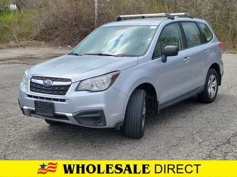 Used 2018 Subaru Forester 2.5i AWD/4WD image 1