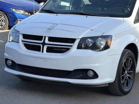 Used 2017 Dodge Grand Caravan GT image 10