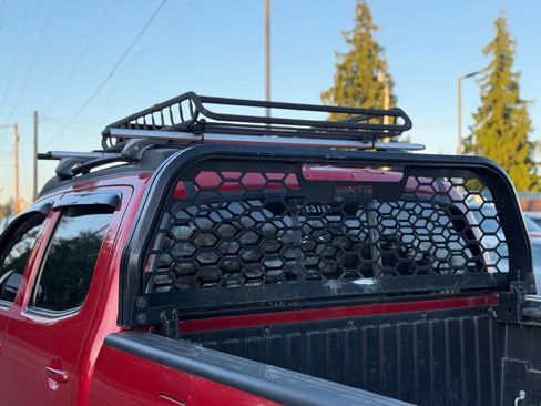 Used 2015 Toyota Tacoma 4x4 Double Cab w/ TRD Sport Package image 13