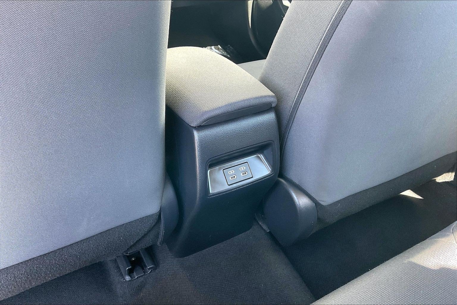 Used 2024 Toyota Corolla LE FWD image 39