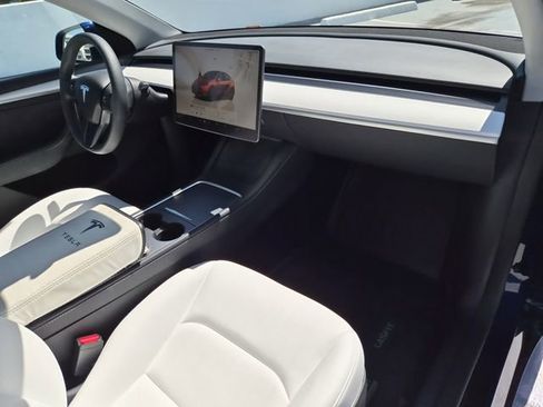 Used 2024 Tesla Model Y Long Range image 20