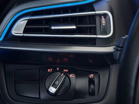 Used 2016 BMW i8 image 21