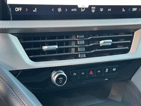 New 2026 Ford Explorer Active image 19