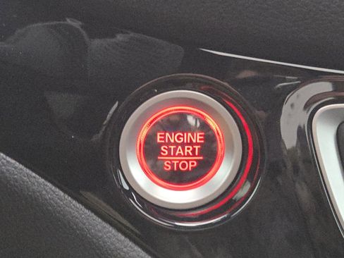 New 2026 Honda Ridgeline Black Edition image 11