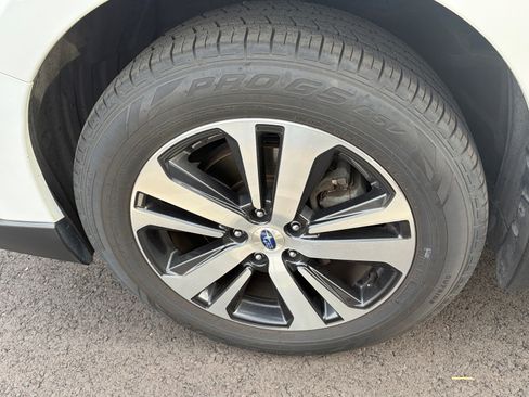 Used 2018 Subaru Outback 2.5i Limited image 6