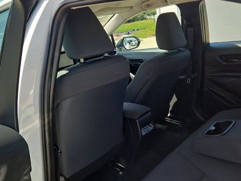 Used 2025 Toyota Corolla LE image 21