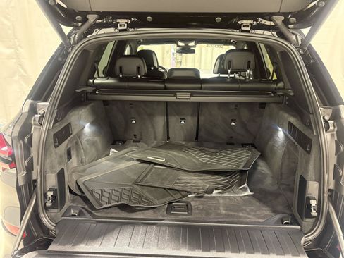 Used 2024 BMW X5 xDrive40i w/ M Sport Package AWD/4WD image 22