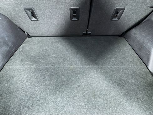 Used 2018 GMC Terrain SLE image 34