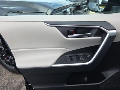 Certified 2023 Toyota RAV4 XLE Premium image 14