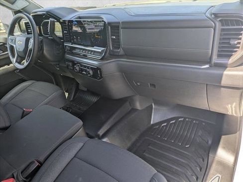 Used 2024 Chevrolet Silverado 2500 LT AWD/4WD image 21