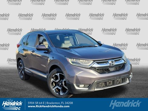 Used 2018 Honda CR-V Touring image 1