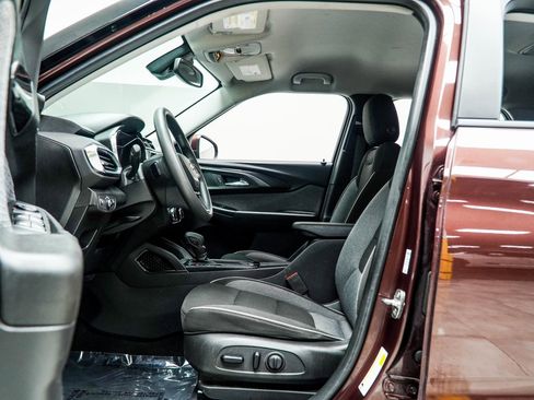 Used 2022 Chevrolet TrailBlazer LT w/ Convenience Package image 32