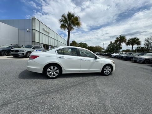 Used 2009 Honda Accord EX-L image 17