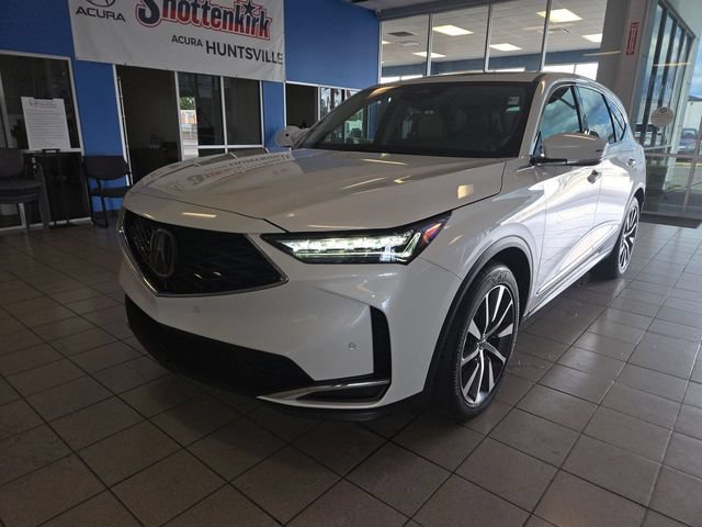 Certified 2025 Acura MDX w/ Technology Package FWD image 4