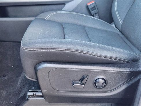 Certified 2025 RAM 1500 Big Horn image 24