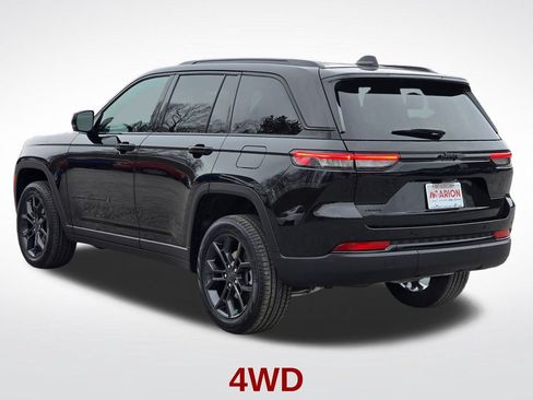 New 2025 Jeep Grand Cherokee Limited AWD/4WD image 18