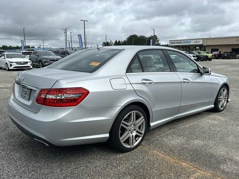 Used 2010 Mercedes-Benz E 350 Sedan image 8