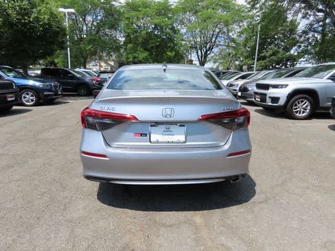 Used 2023 Honda Civic Sport image 5