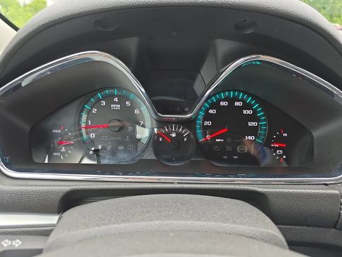 Used 2016 Chevrolet Traverse LT FWD image 20