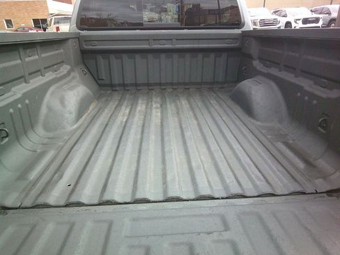 Used 2022 GMC Canyon AT4 w/ Trailering Package image 6