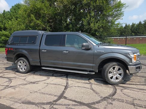 Used 2019 Ford F150 XLT w/ Equipment Group 302A Luxury AWD/4WD image 3